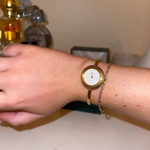 Authentic Gucci women’s watch                                 *Read description*